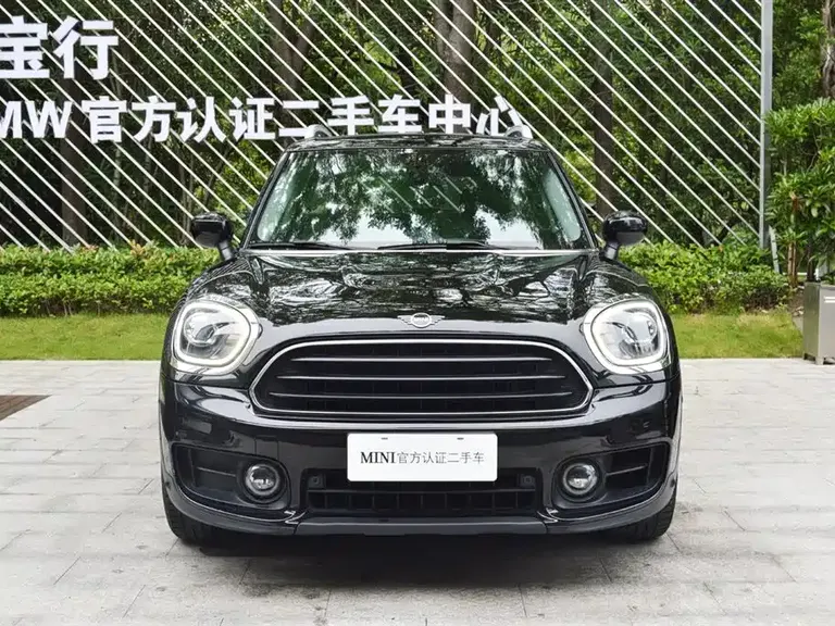 MINI COUNTRYMAN 1.5 T COOPER Classic Weekend Wagon