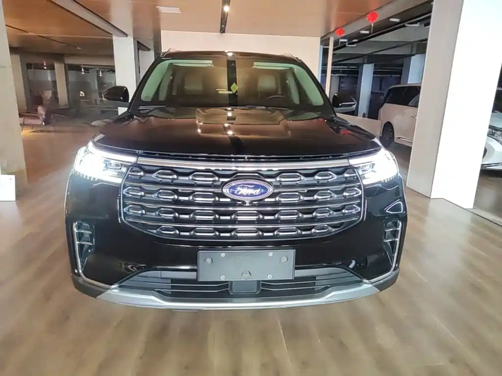 Explorer EcoBoost 285 4 WD Style plus 6-seat