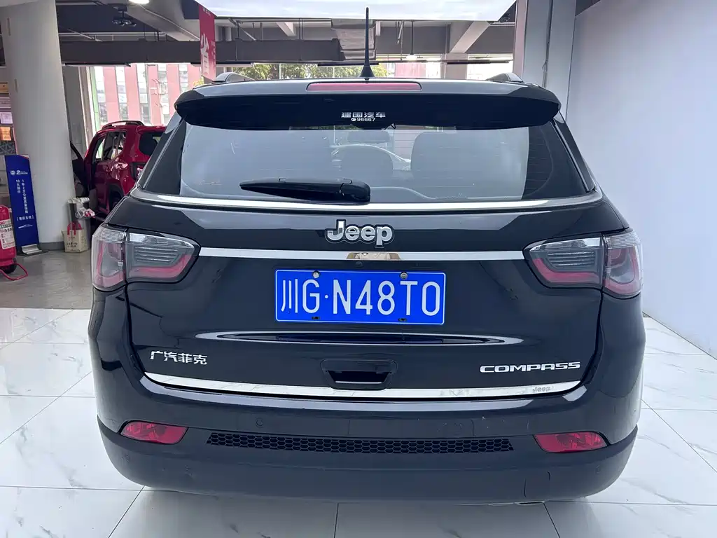 Compass 220 T Auto Elite