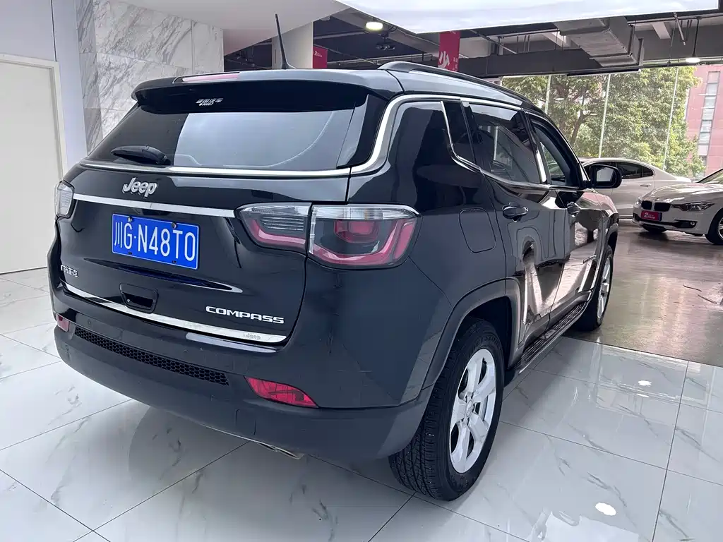 Compass 220 T Auto Elite
