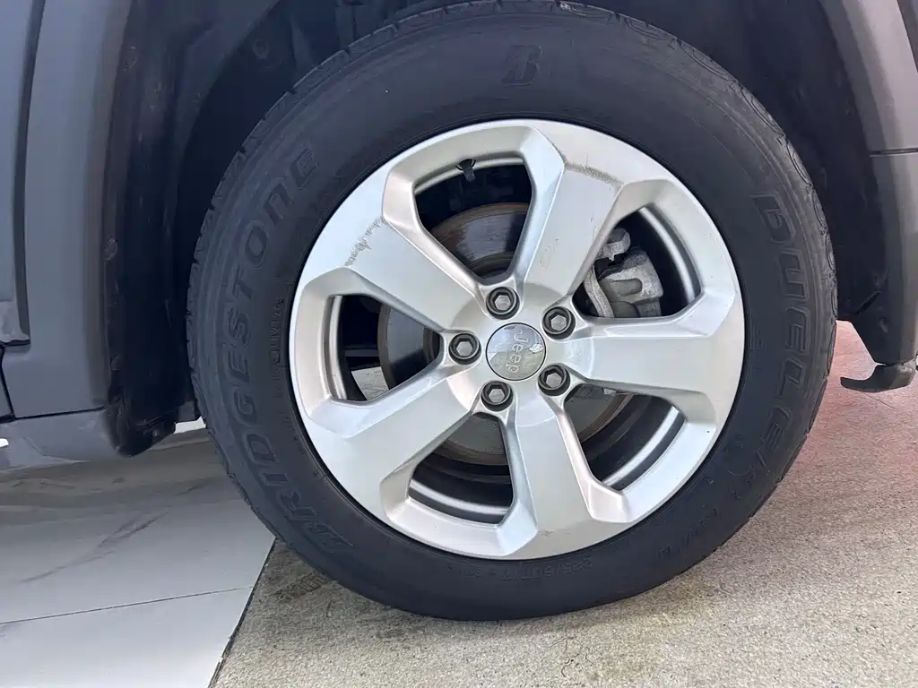 Compass 220 T Auto Elite