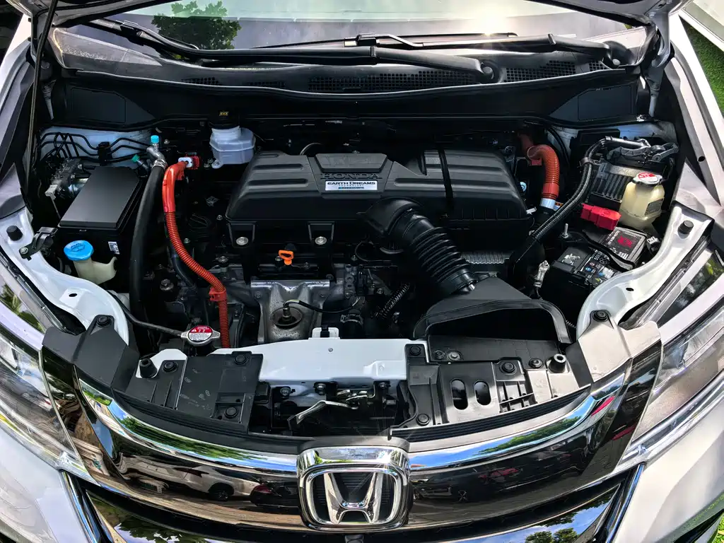 Odyssey 2.0 L Sharp· Supreme