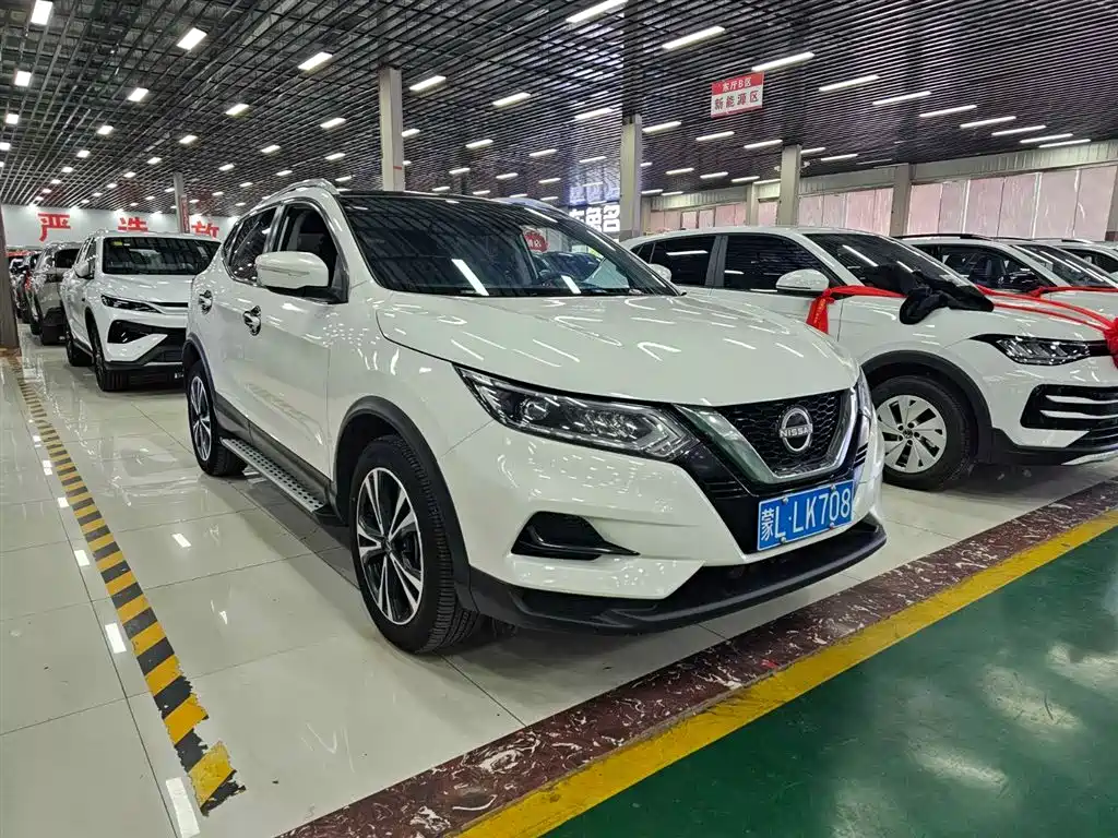 Qashqai Classic 2.0 L CVT XV+ Leading