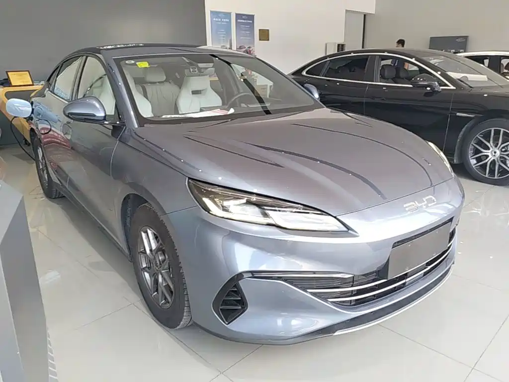 Seal 06 DM-i 80 KM Luxury
