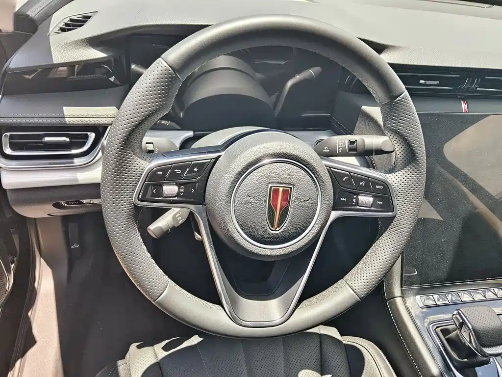Hongqi H5 1.5 T DCT Flagship Joy