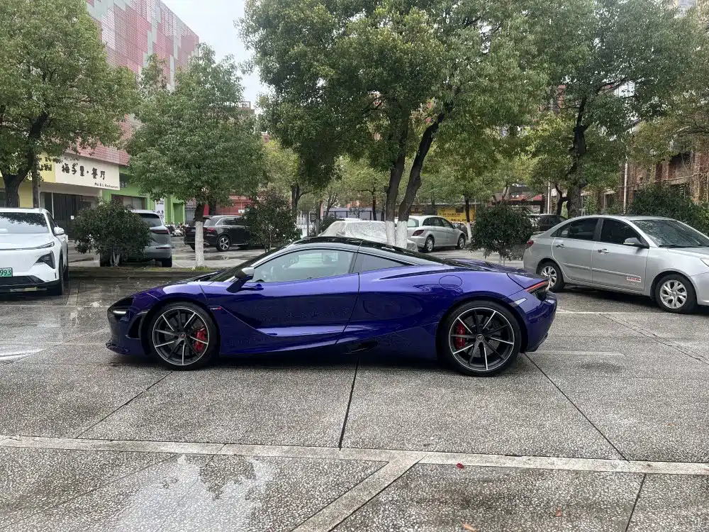 McLaren 720 S 4.0 T Coupe