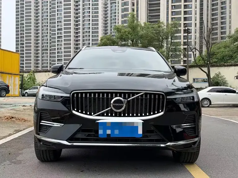 Volvo XC60 B5 4 WD Smart Vision Luxury