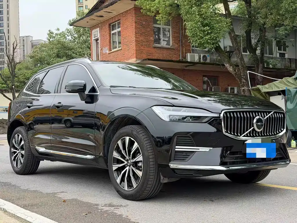 Volvo XC60 B5 4 WD Smart Vision Luxury