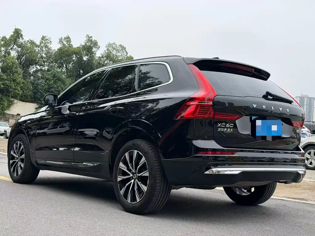 Volvo XC60 B5 4 WD Smart Vision Luxury