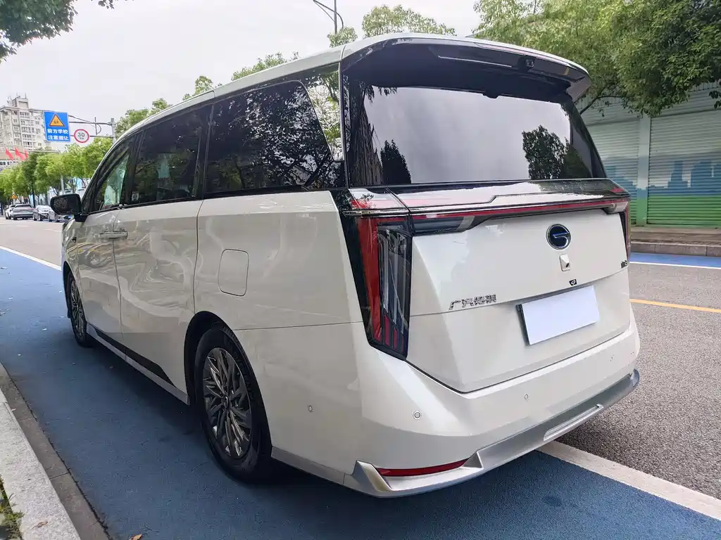 Trumpchi Xiangwang M8 Qiankun Series Ultra First Class