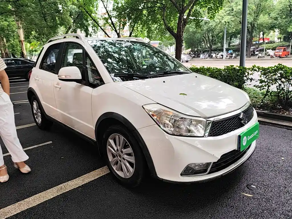 SX4 1.6 L Manual Cool Sharp