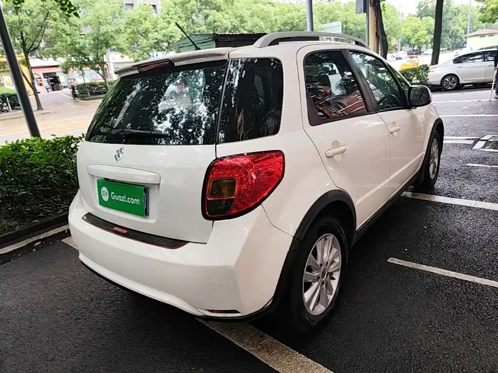SX4 1.6 L Manual Cool Sharp