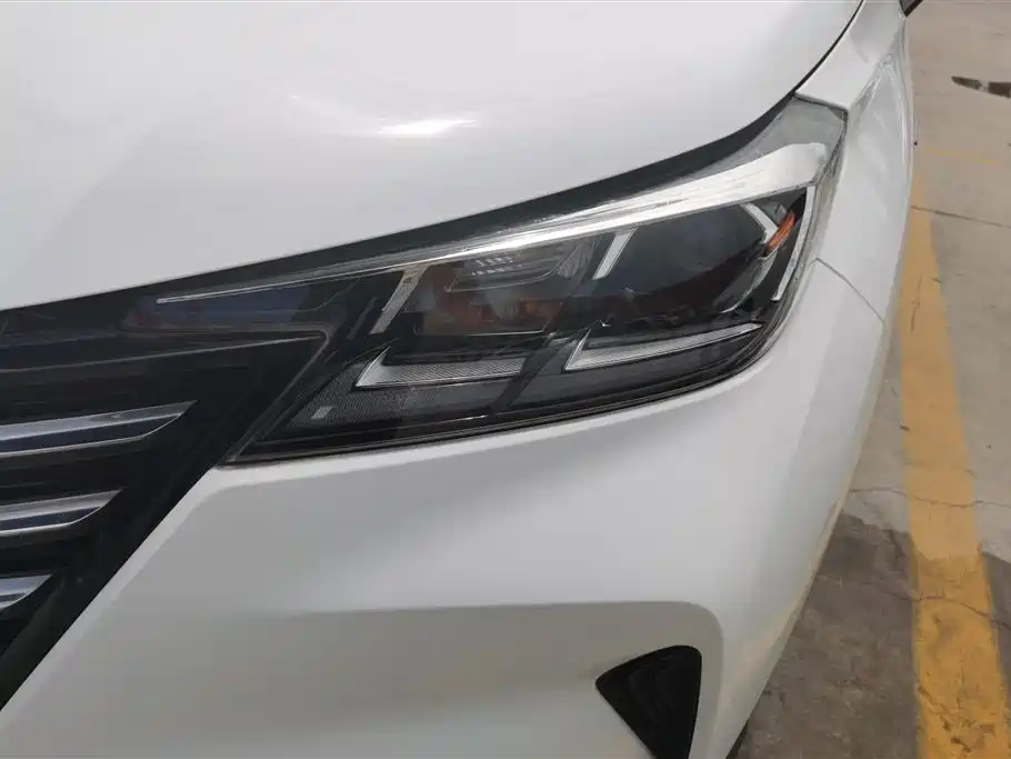 Changan CS15 1.5 L Auto Progressive CN-VI