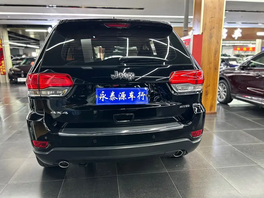 Grand Cherokee (Import) 大切诺基进口 2018款 3.6 L 高性能四驱版