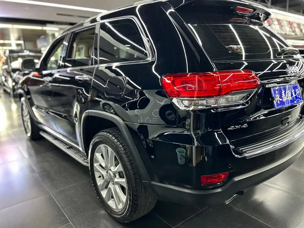 Grand Cherokee (Import) 大切诺基进口 2018款 3.6 L 高性能四驱版