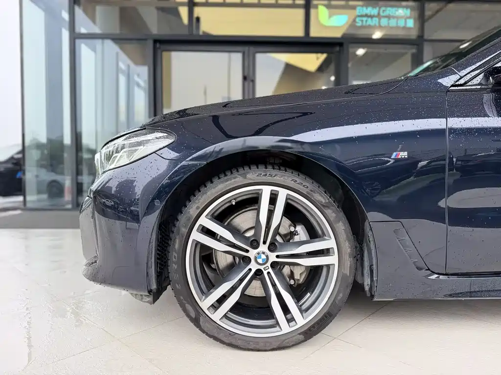 BMW 6 Series GT 630 i M Sport Package