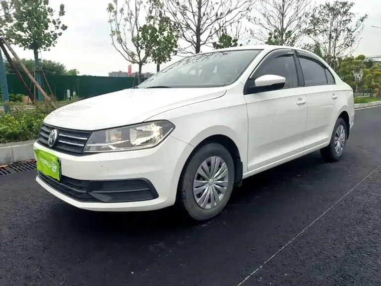 Volkswagen Santana 1.5 L Manual Style