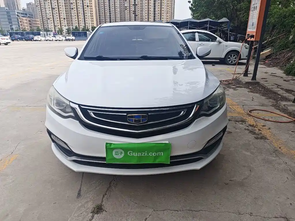 Vision 1.5 L Auto Happy