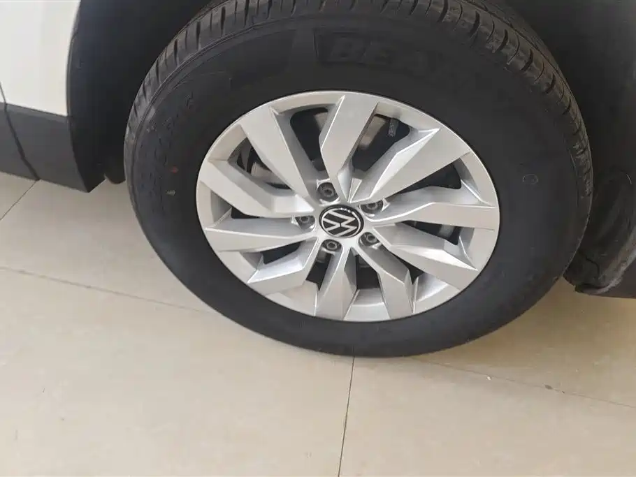 Tharu 280 TSI 2 WD Style