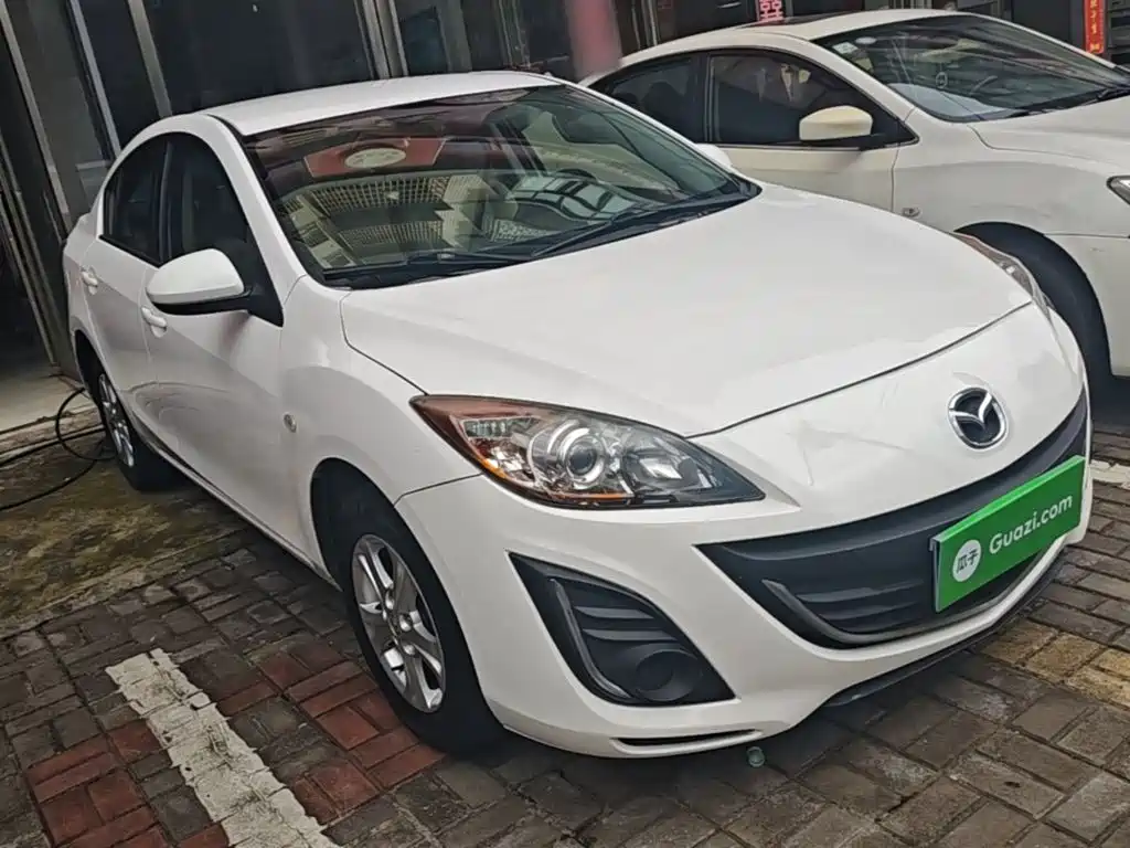 Mazda 3 Star 马自达3星骋 2015款 三厢 1.6 L 自动舒适型