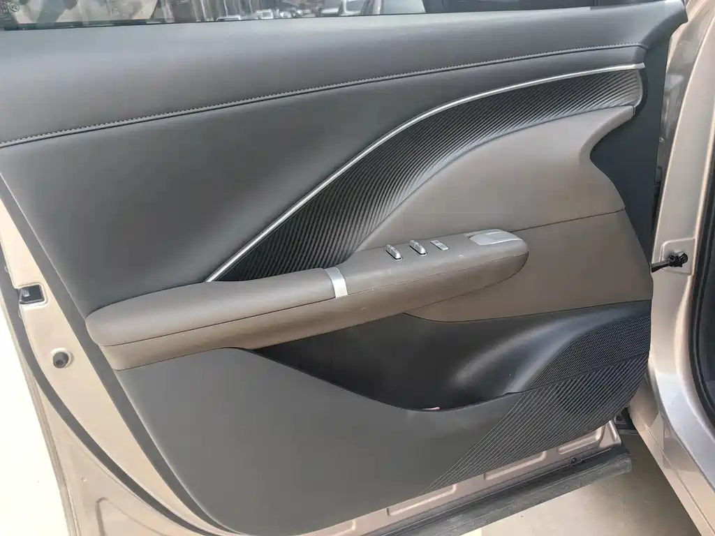 Changan CS55 PLUS 4 th Gen New Blue Whale 1.5 T Celestial Distinguished