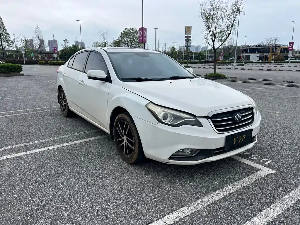 Besturn B50 1.6 L Auto Luxury