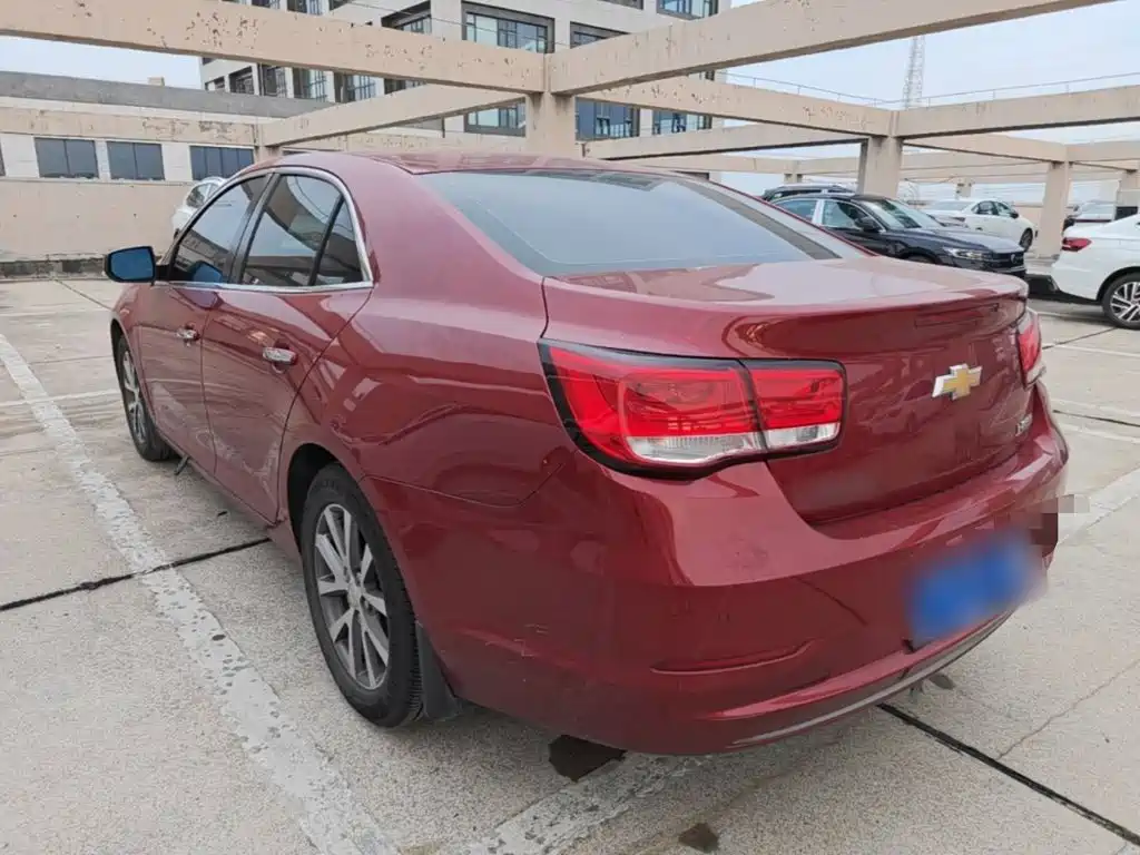 Malibu 2.0 L Auto Luxury