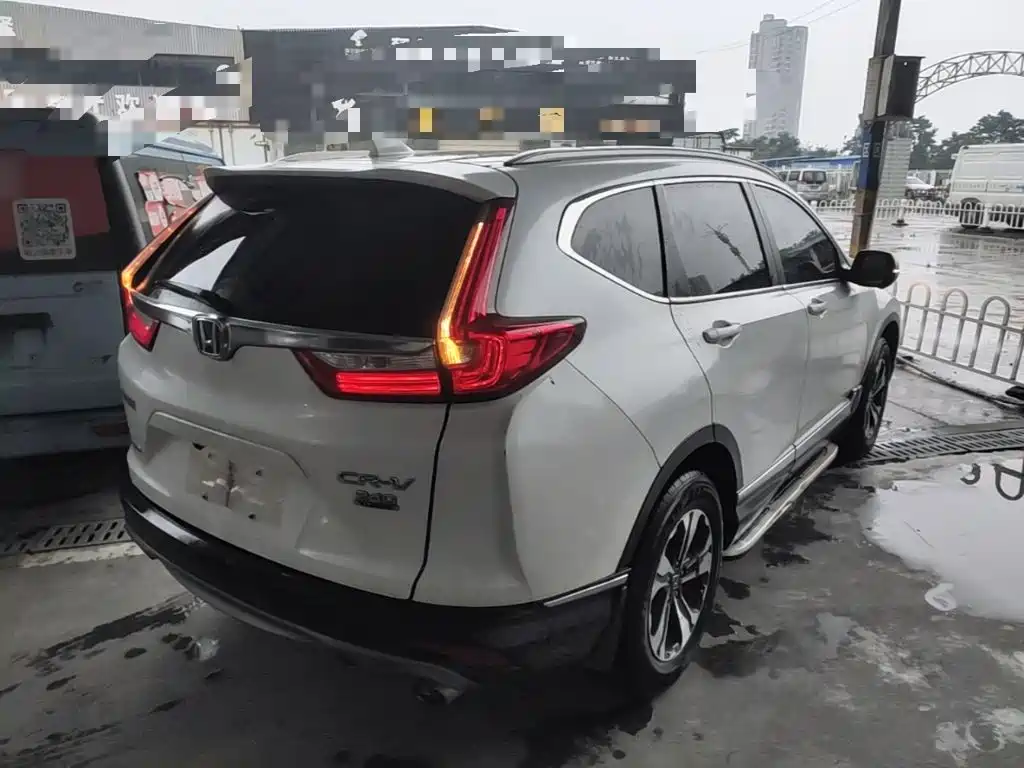 Honda CR-V 240 TURBO CVT 4 WD Luxury