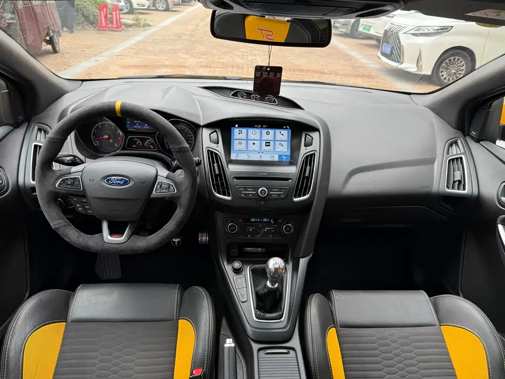 Focus (Import) 福克斯进口 2018款 2.0 T ST 热血橙版