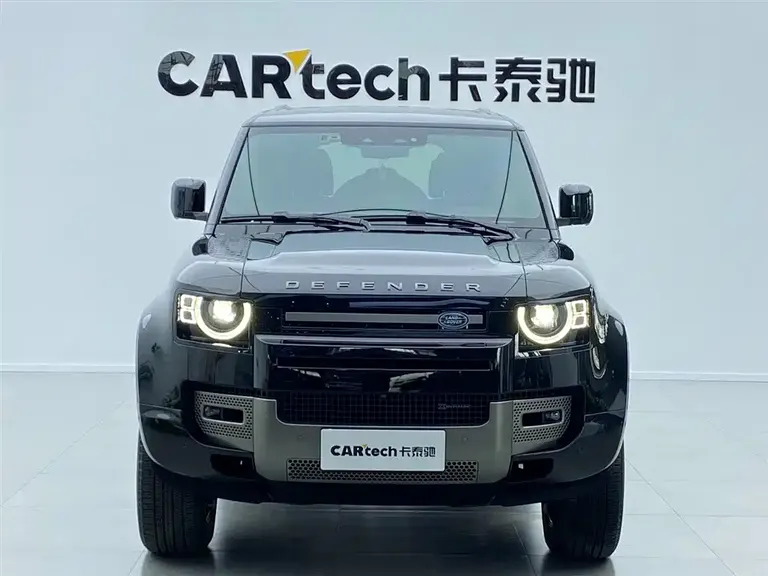 Land Rover Defender 110 3.0 T P400 X-DYNAMIC HSE