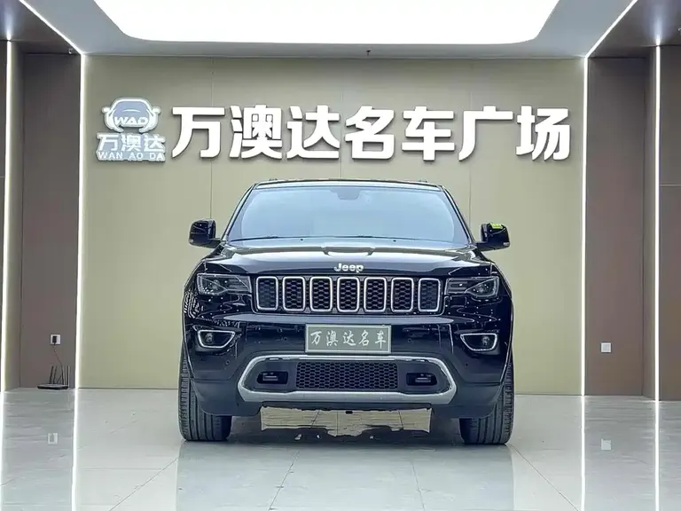 Jeep Grand Cherokee (Import) 3.0 L Elite Navigation