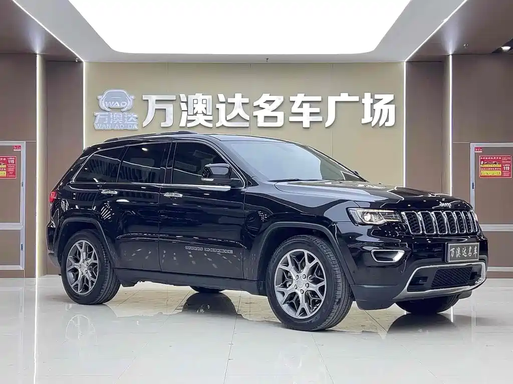 Grand Cherokee (Import) 3.0 L Elite Navigation