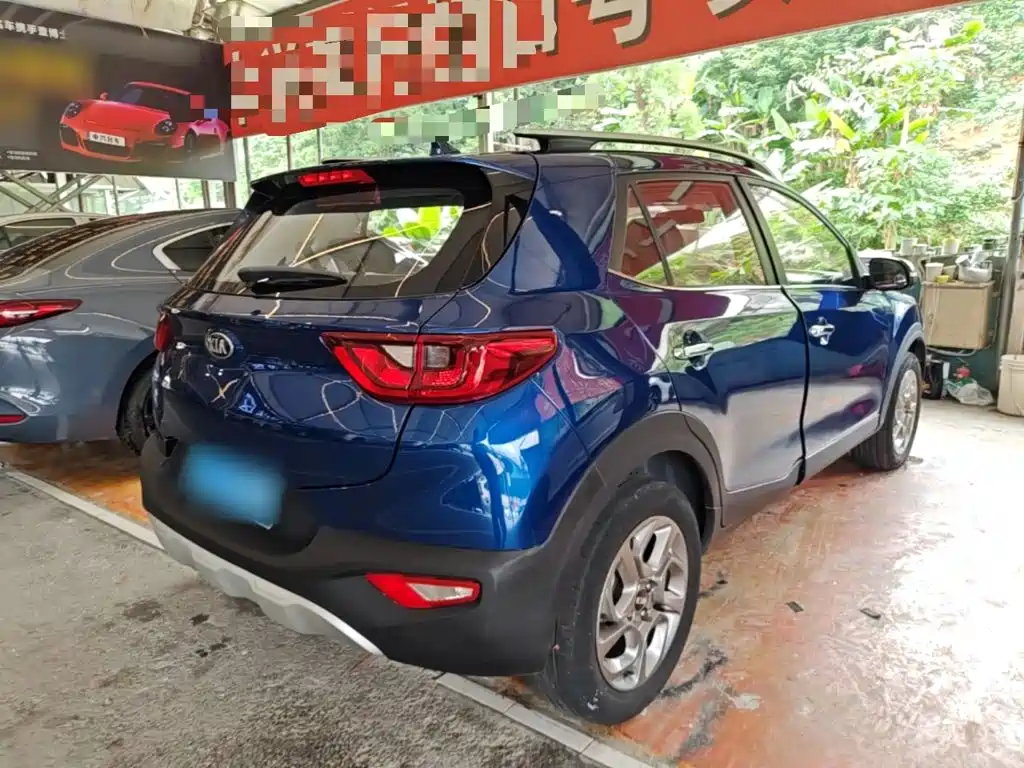 Stonic 1.4 L Auto Sport CN-VI