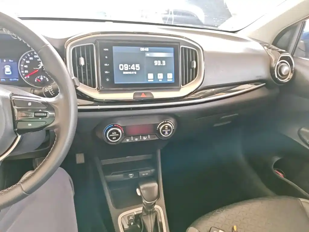 Stonic 1.4 L Auto Sport CN-VI