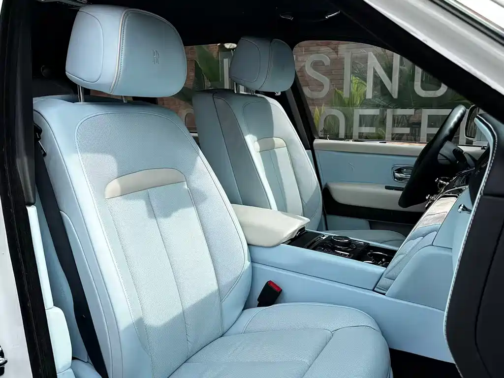 Cullinan 4-seat