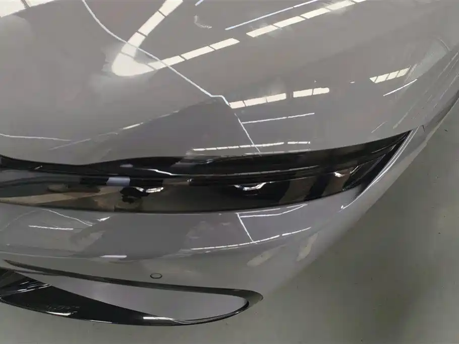 Han DM-i Smart Drive 125 KM Honored