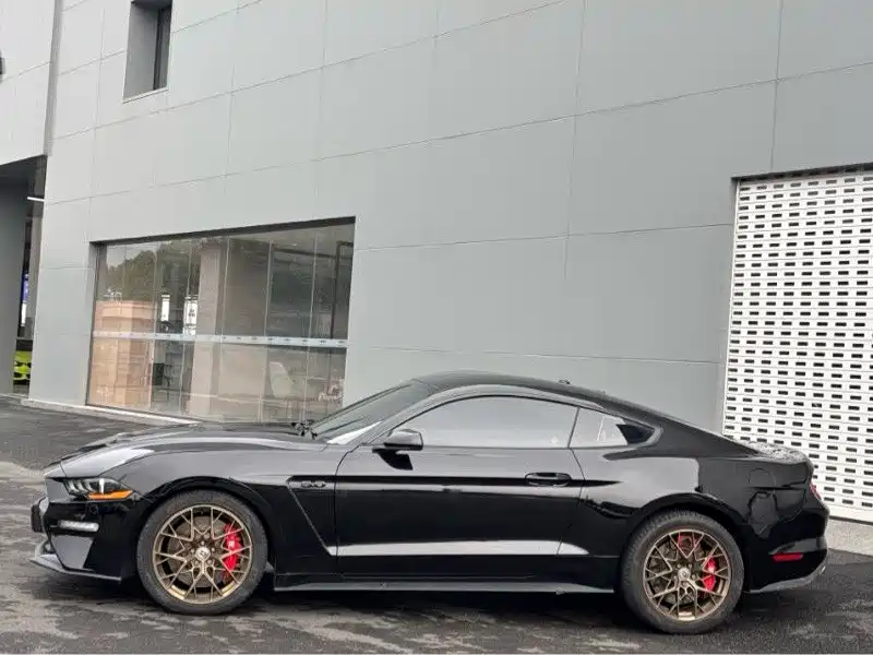 Mustang 2.3 L EcoBoost