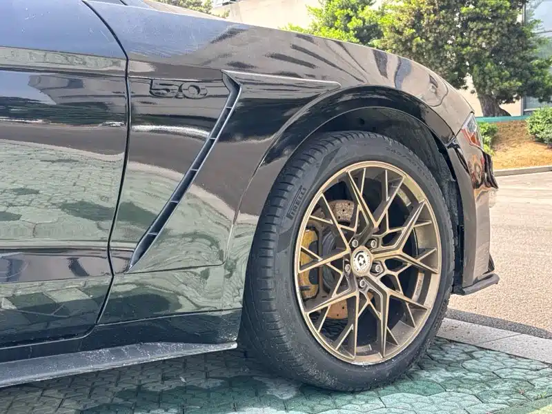 Mustang 2.3 L EcoBoost