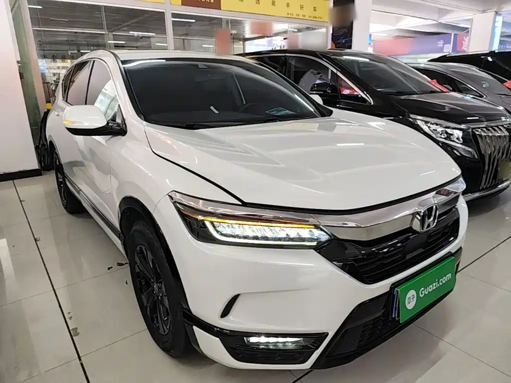 Breeze 240 TURBO CVT 2 WD Distinguished