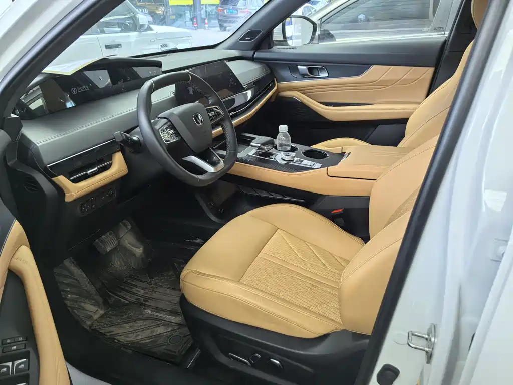 Changan UNI-K 2.0 T 2 WD Joy Style