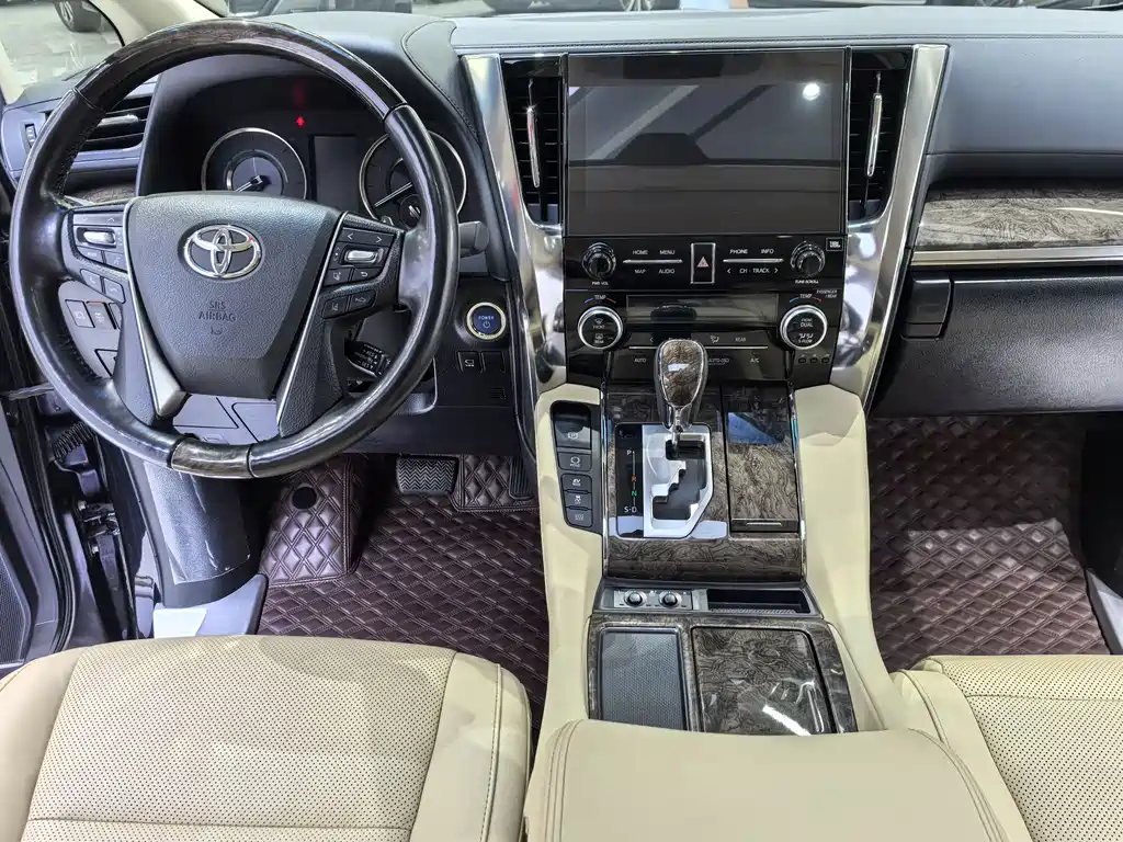Vellfire Crown Dual Engine 2.5 L HV Supreme