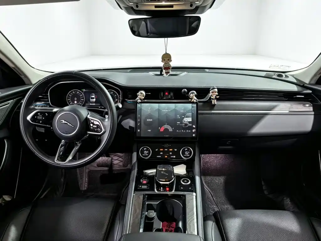 Jaguar XFL 2.0 T P250 2 WD Premium Luxury