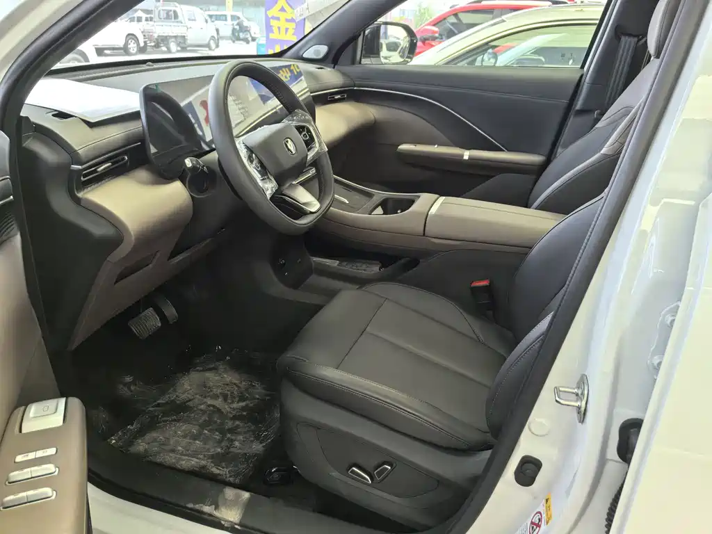 Changan CS55 PLUS 4 th Gen New Blue Whale 1.5 T Leading