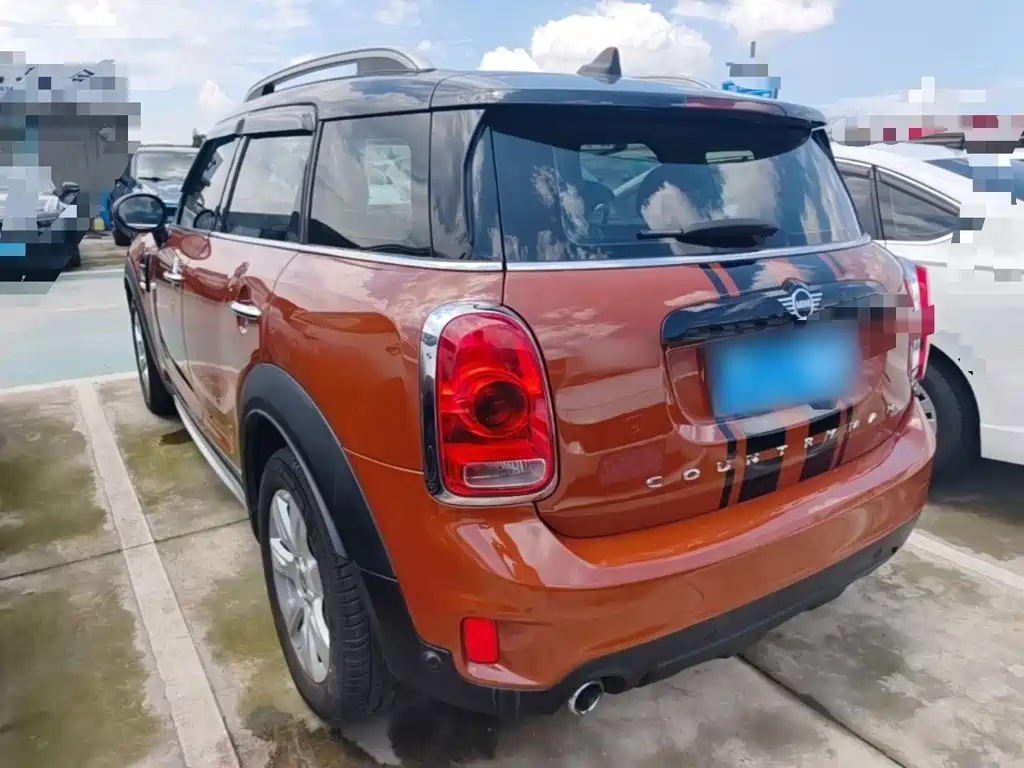 MINI COUNTRYMAN 1.5 T COOPER Classic