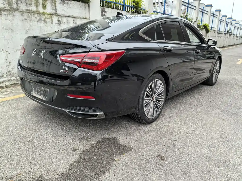 Hongqi H5 Classic 1.8 T Auto Connected Flagship
