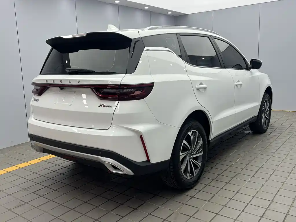 Vision X6 PRO 1.4 T Auto Distinguished