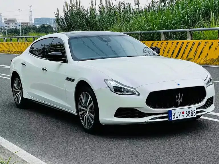 Maserati Quattroporte 3.0 T Standard