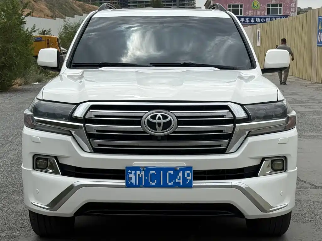 Land Cruiser (Import) 兰德酷路泽(进口) 2009款 5.7 L 自动