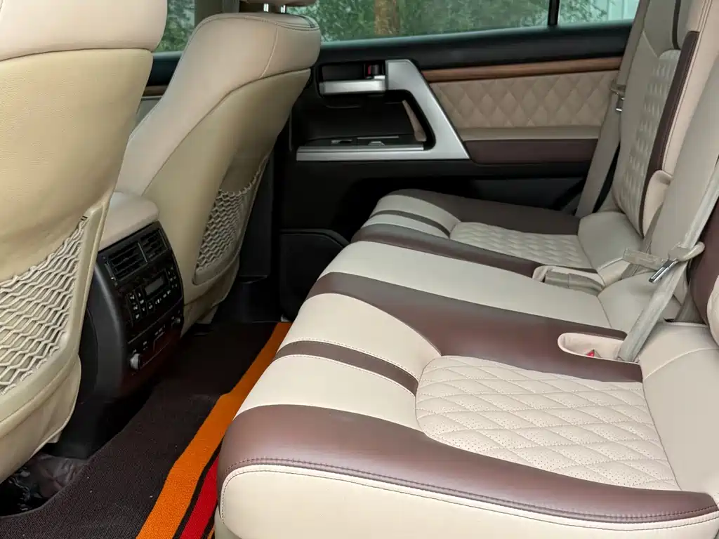 Land Cruiser (Import) 兰德酷路泽(进口) 2009款 5.7 L 自动