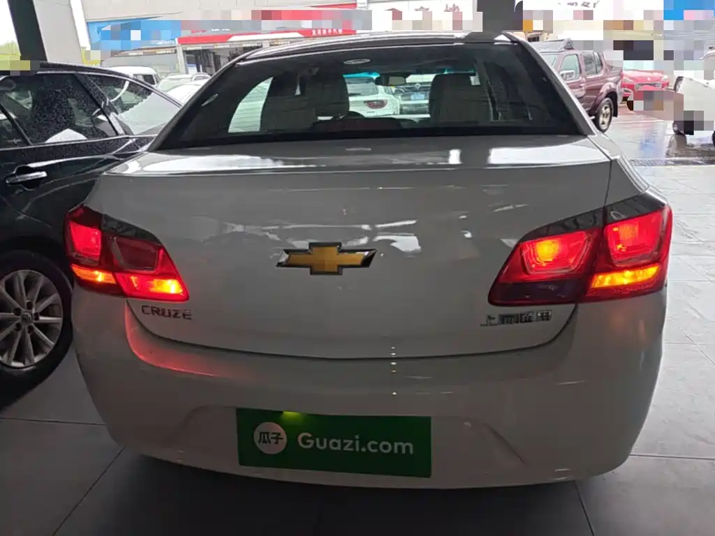 Cruze 1.5 L Classic SL MT